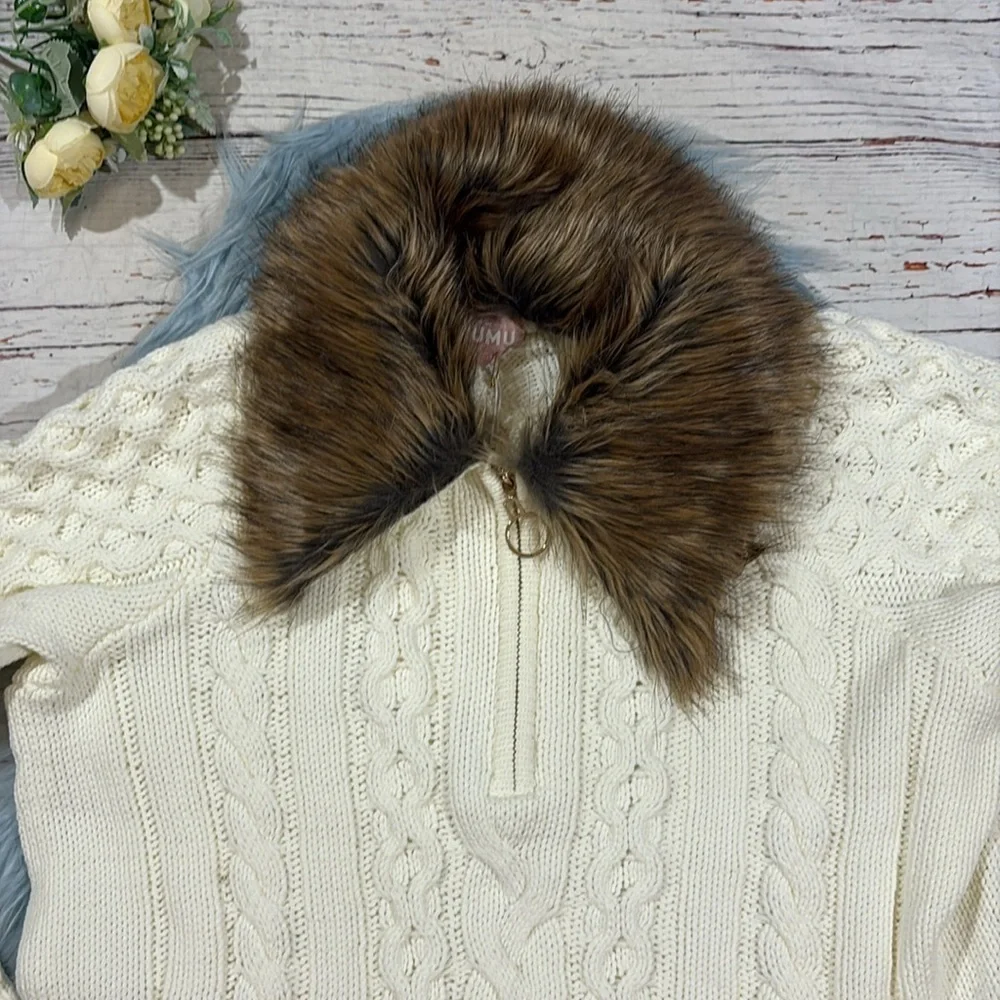 NWT SHOW ME YOUR MUMU sun valley pullover in cream faux fur